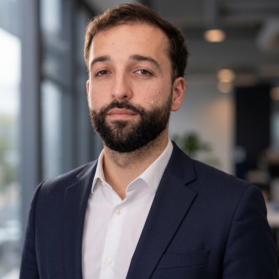 Portrait of Alex Trifunoski, Manager, Sales at Canadian Energies